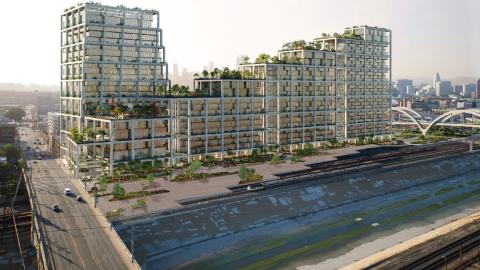 Elevated view of 670 Mesquit looking west from the 7th Street Bridge