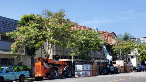 Construction at 3659-3663 S. Motor Avenue