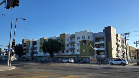 View lookign southeast from Washington Boulevard and Los Angeles Street