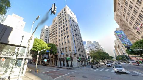 403 W 8th Street