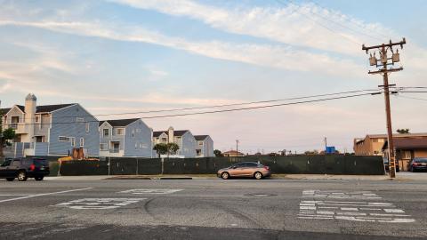 Construction at 18080-18090 Prairie Avenue