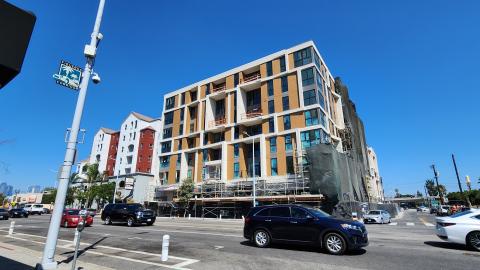 View looking northeast from Figueroa Street