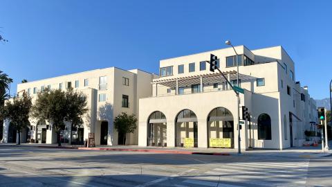 Exterior of Lincoln at Orange Grove
