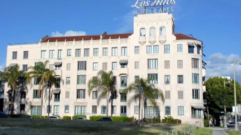 View lof the Los Altos Apartments looking east from Wilshire Boulevard